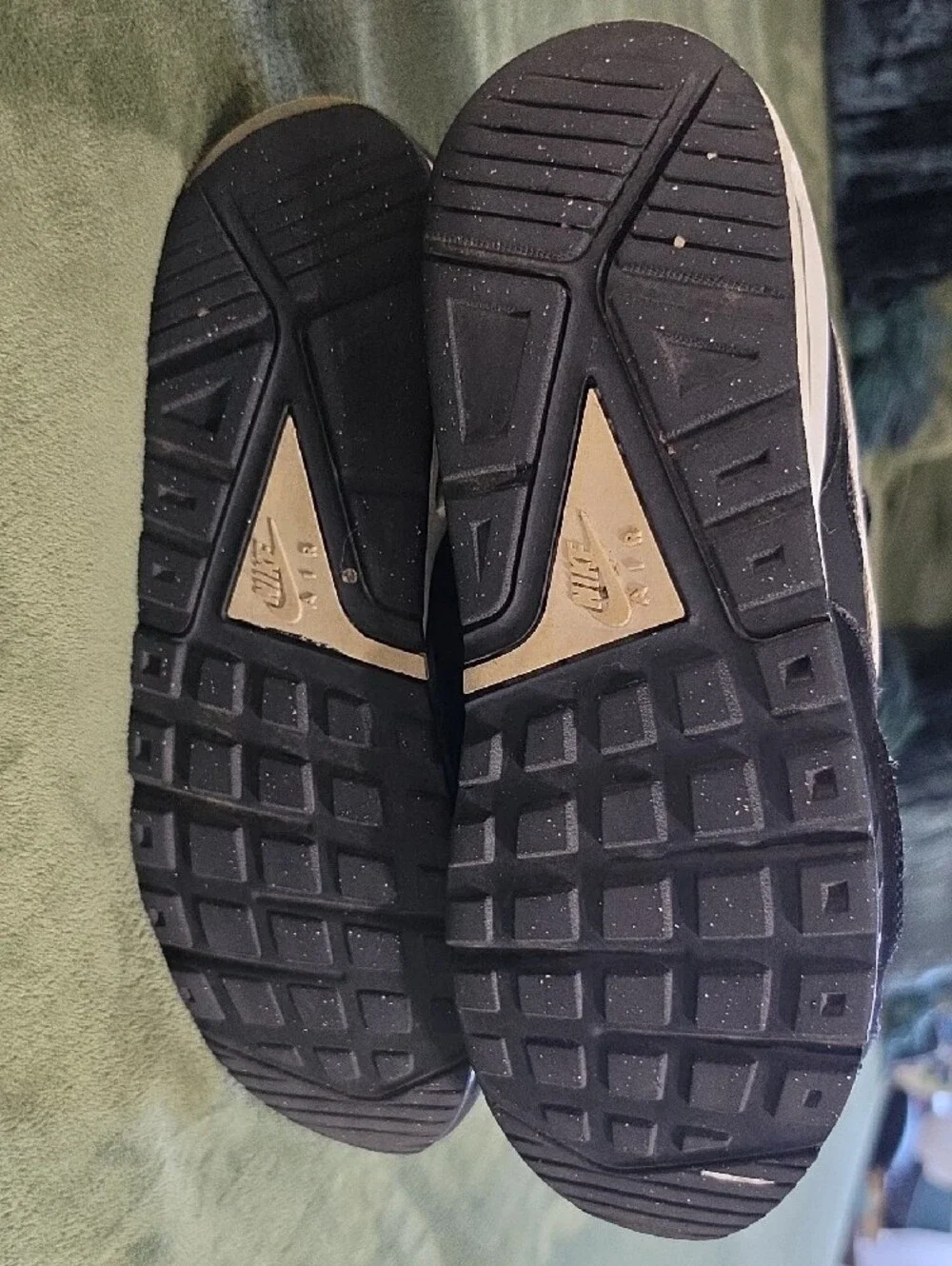 Nike Black & White Running Sneakers with Visible Air Unit
